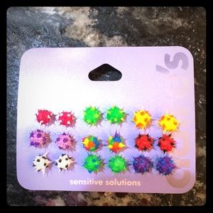 9 pairs of spiked ball earrings